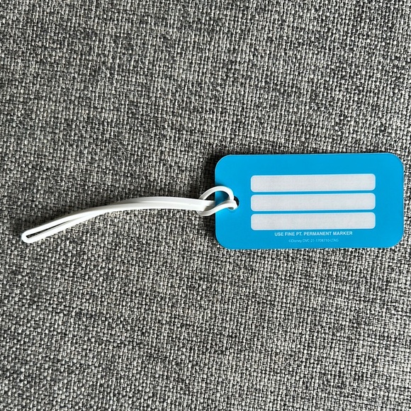 Disney Vacation Club promo gift set NIB - Picture 10 of 16